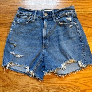 Abercrombie & fitch the 4” mom short high rise size 0/25